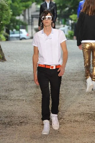 Look 10